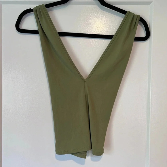 Army green cross back tank top - Picture 1 of 4